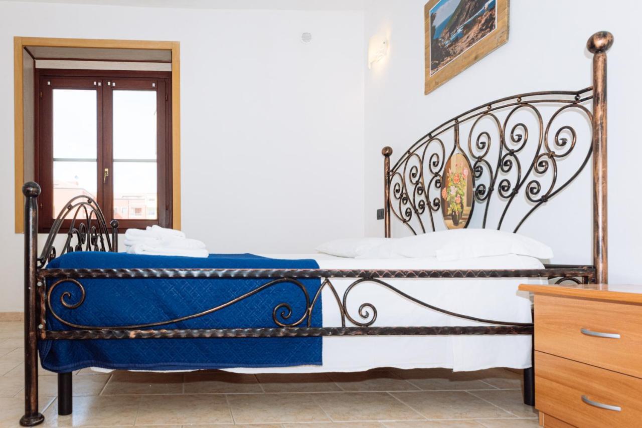 Casa Vacanze Maestrale - By Faendho Porto Torres Kültér fotó