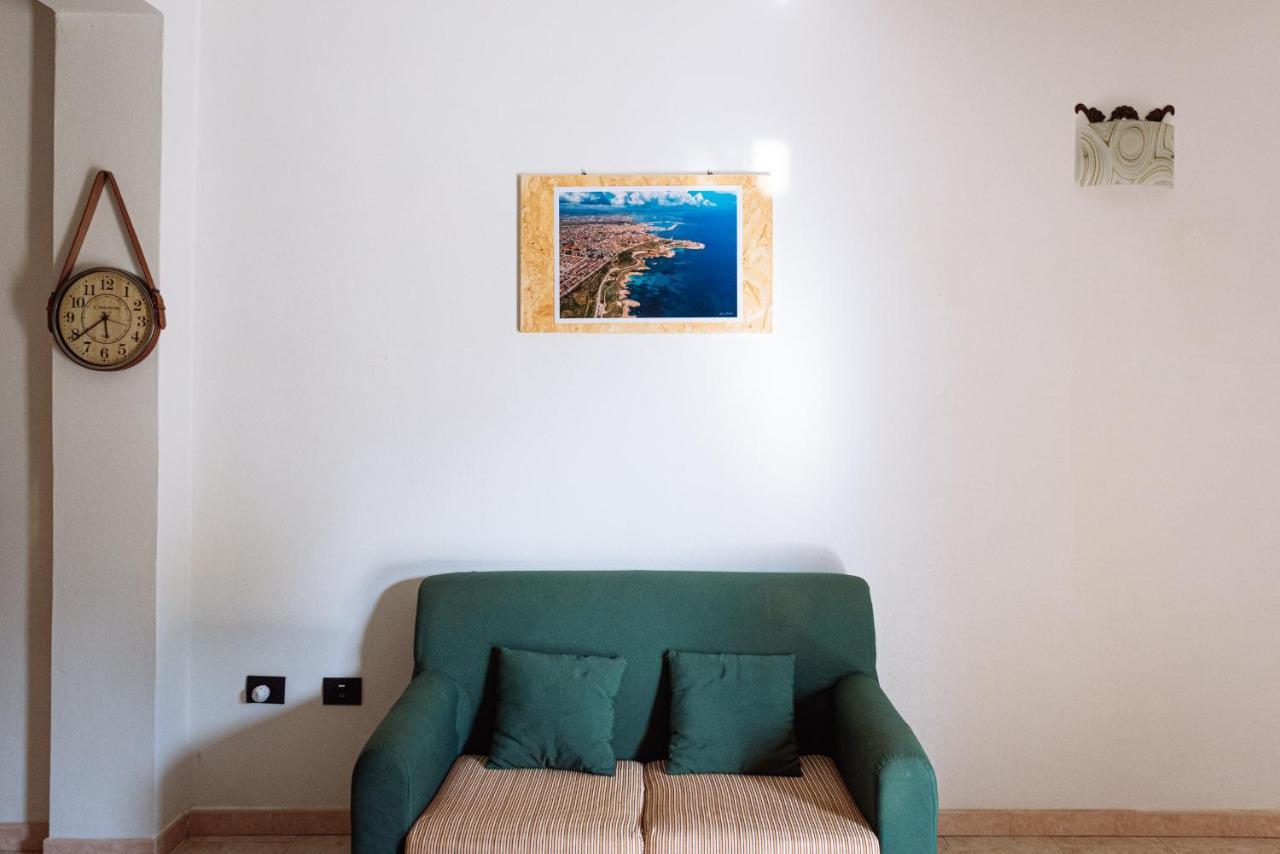 Casa Vacanze Maestrale - By Faendho Porto Torres Kültér fotó