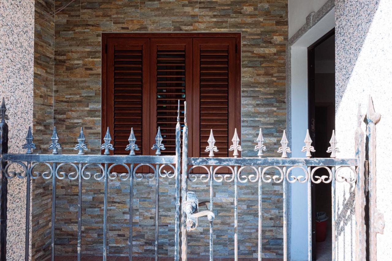 Casa Vacanze Maestrale - By Faendho Porto Torres Kültér fotó