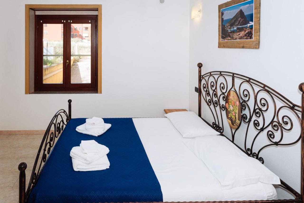Casa Vacanze Maestrale - By Faendho Porto Torres Kültér fotó